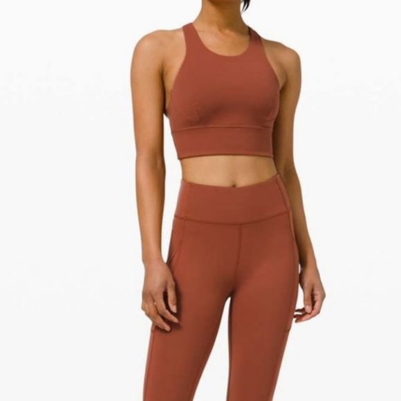 NWT Lululemon sports bra - Picture 2 of 7